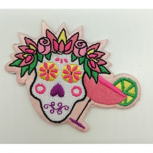 fashion head skull graphic embroidery patch