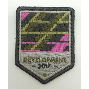 pin-on fashion  embroidery patch